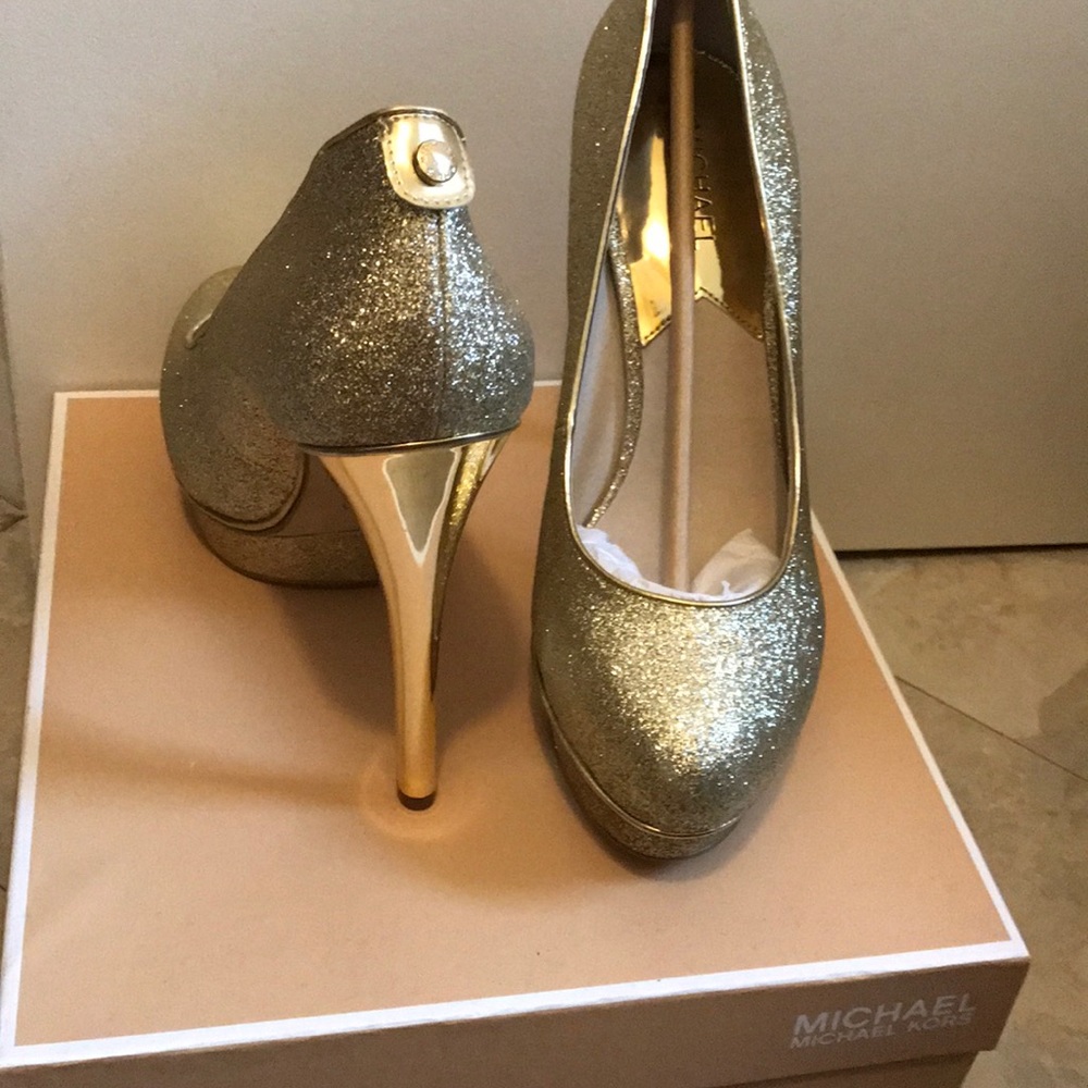 Brand New Michael Kors heels!